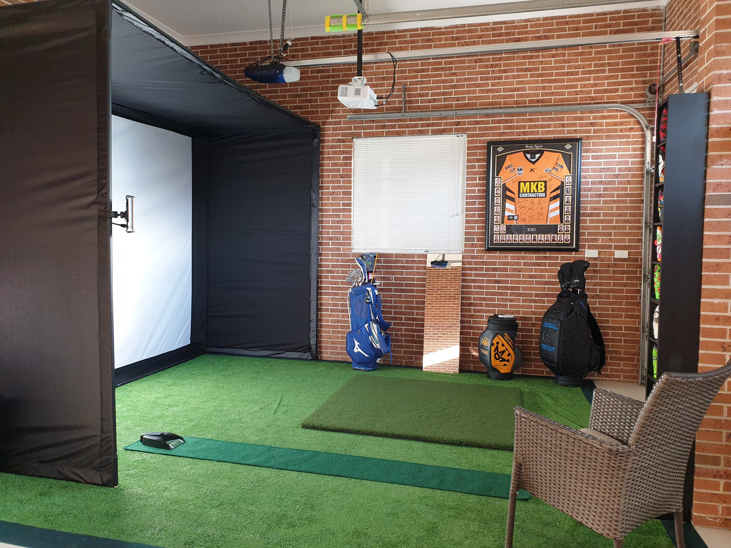 24/7 Golf Simulator Enclosure with Golf Trak